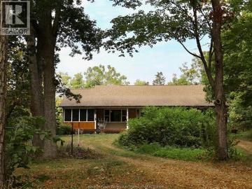 761 East West Road, Pelee Island, ON, N0R 1M0 house for sale | Listing ID 25024 | Royal LePage