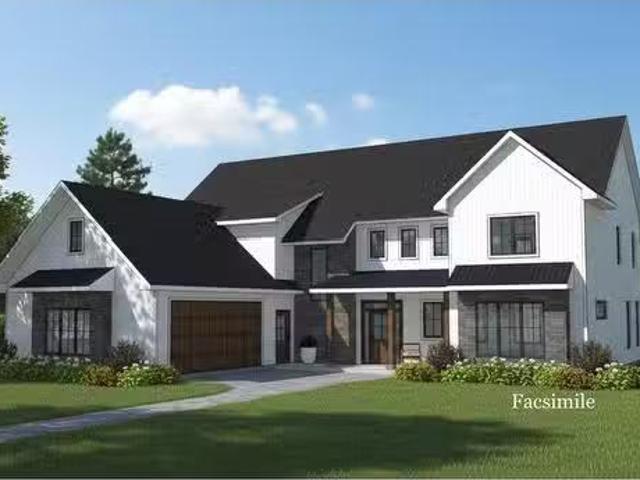 761H 42 Flycatcher Lane, Fall River, NS, B2T 0X3 house for s.