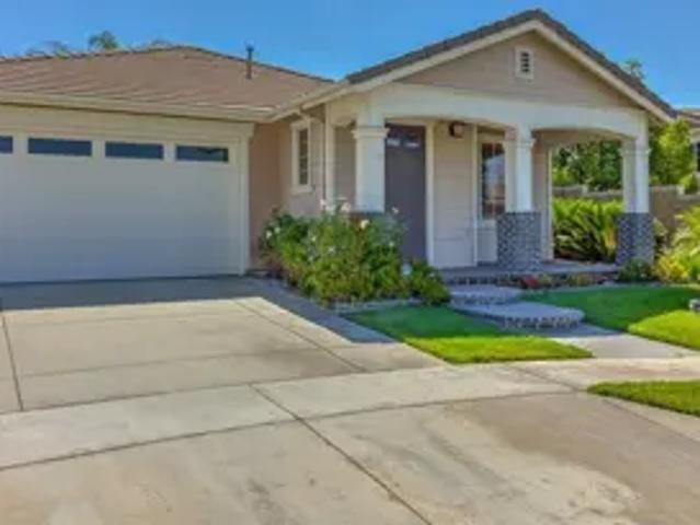 7627 Rosemount Ct, 3 beds, 2 full baths