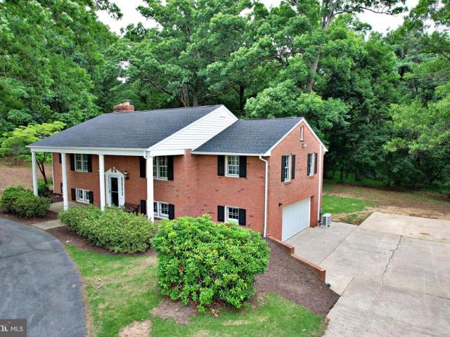 7627 Summit Point Road