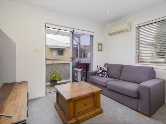 76/233 Hannell Street, WICKHAM Apartment for rent Listed by A.