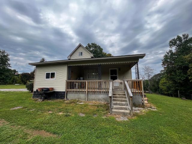 762 Jacks Ridge Road