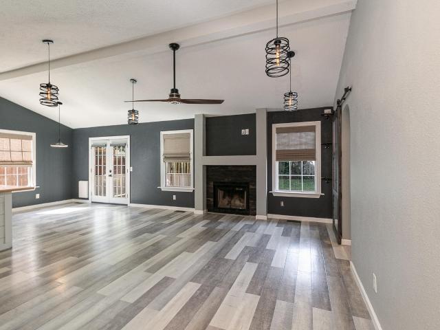 762 W Juniper Lane
