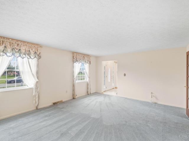 7637 Delview Drive