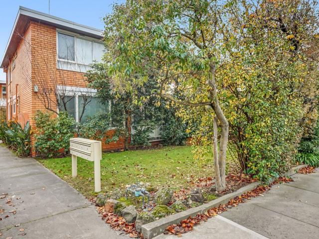 7/639 Toorak Road, Toorak