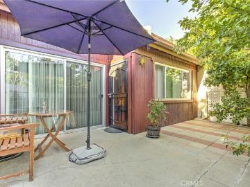 7631 Vineland Ave, Unit 2, Sun Valley, CA 91352 | MLS #GD26076