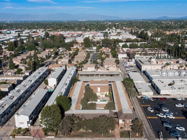 7632 Topanga Canyon 110