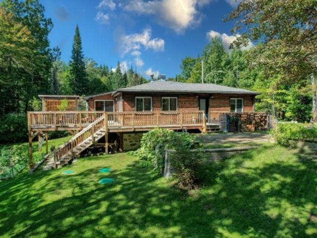 763 Rue Des Sapins, Saint Hippolyte, QC, J8A 1R3 house for sale | Listing ID 23041 | Royal LePage