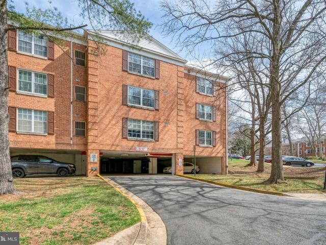 7640 Provincial Dr, Unit 204, McLean, VA 22102 | MLS #VAFX2320