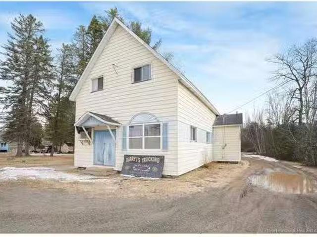 764 Pleasant Dr, Minto, NB, E4B 2V1 commercial for sale Lis.