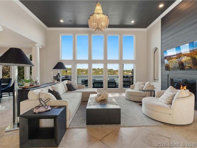 764 Via Del Lago Drive