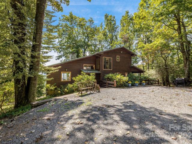 765/764 Osborne Knob Road, Little Switzerland, US, NC