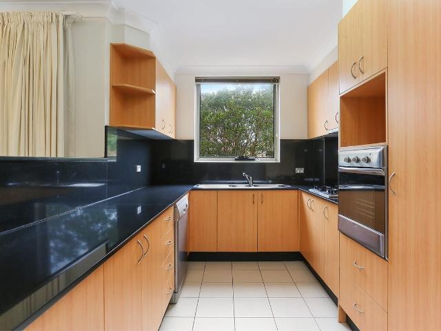 7/65 Carrington Road, Waverley NSW 2024 Apartment For Rent | Domain