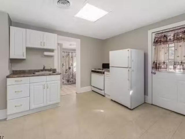 765 S Main St #A, Phillipsburg, NJ 08865 MLS 4015533
