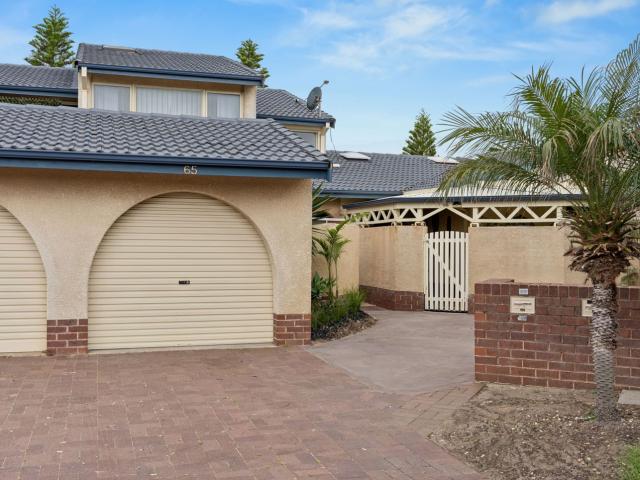 7/65 Sandpiper Place, WEST LAKES SHORE, SA 5020