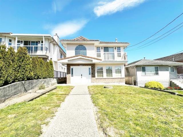 7674 Hilda Street, Burnaby, BC, V3N 3H7 house for sale | Listing ID R3109 | Royal LePage