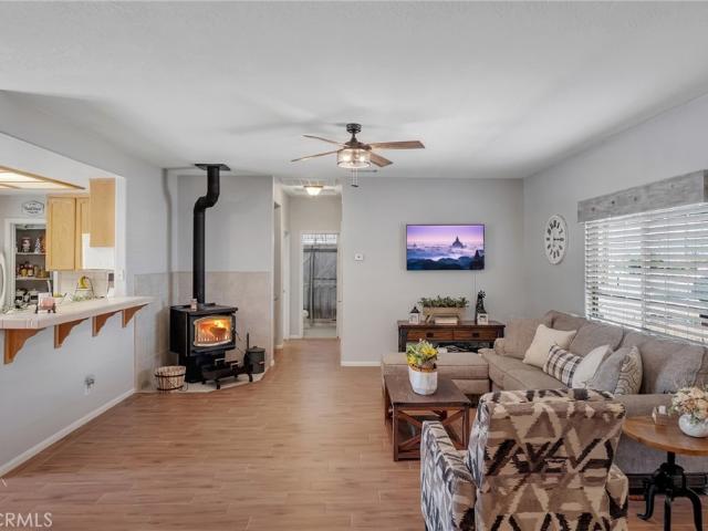 7678 Montrose