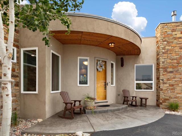 7670 Meadowlark Lane