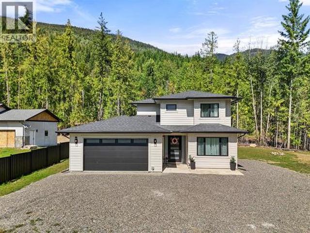7670 Mountain Drive, Anglemont, BC, V0E 1M8 house for sale | Listing ID 10379 | Royal LePage