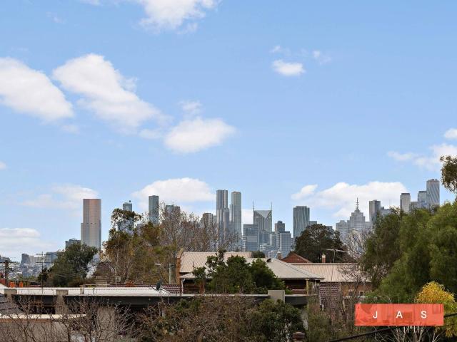 7/67 Gamon Street, Seddon | Jas Stephens