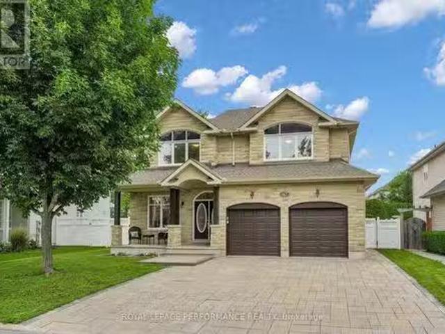 767 Long Point Circle N, Ottawa, ON, K1T 4H5 house for sale.