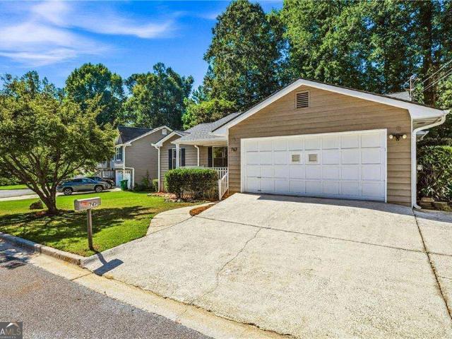 767 Pepperwood Trail