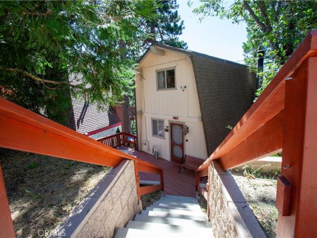 767 W Victoria Court