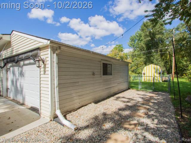 7685 Metz Drive