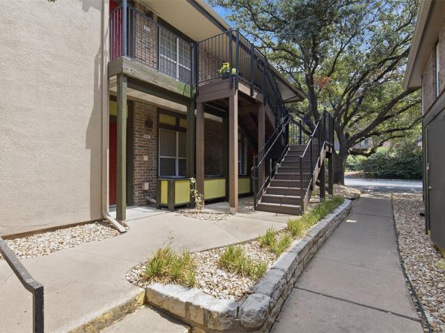 7685 Northcross Dr # 908