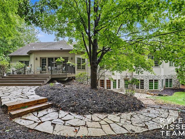 7685 Wood Violet Court