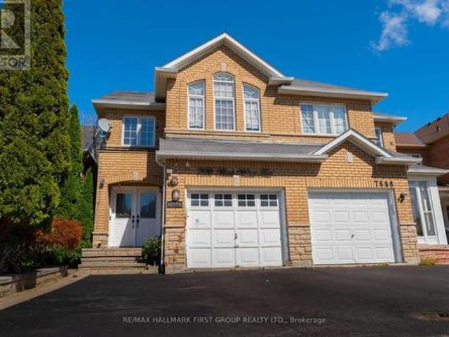 7686 Black Walnut Trail, Mississauga, ON, L5N 8A6 house for sale | Listing ID W14031 | Royal LePage