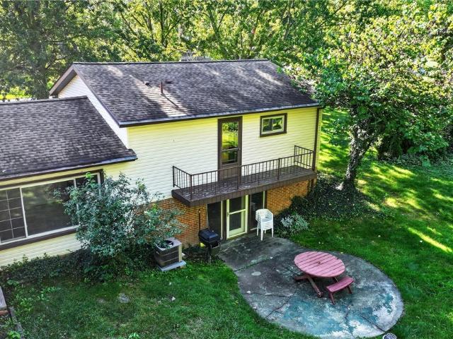 7686 Roselawn Drive