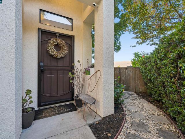 768 Lakemont Pl 6