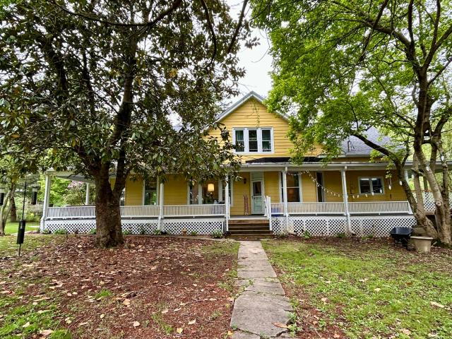 7695 Old Highway 51 N