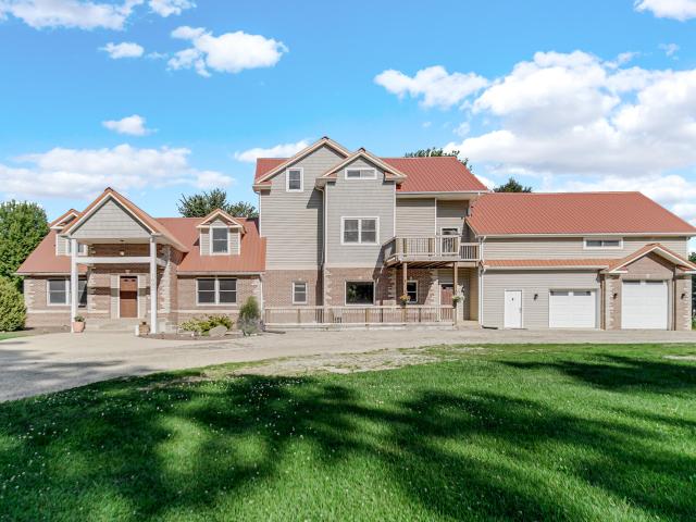 7692 N Emery Road