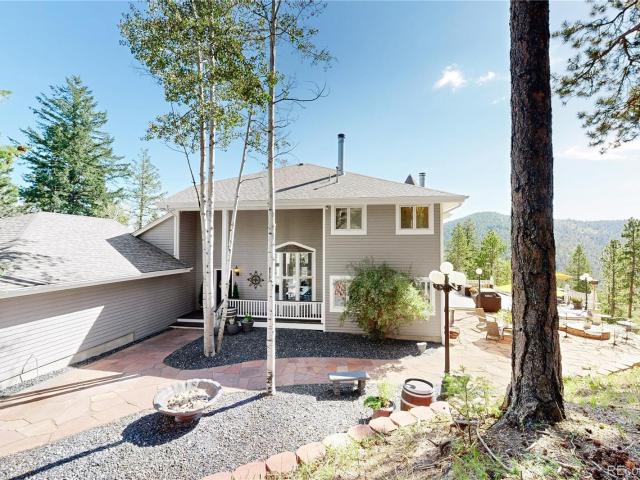 7692 Surrey Drive