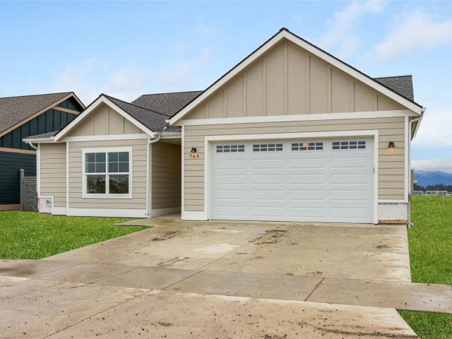 769 Foxglove Dr, Kalispell, MT