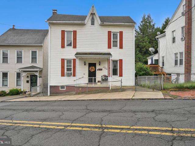 769 N Centre Street
