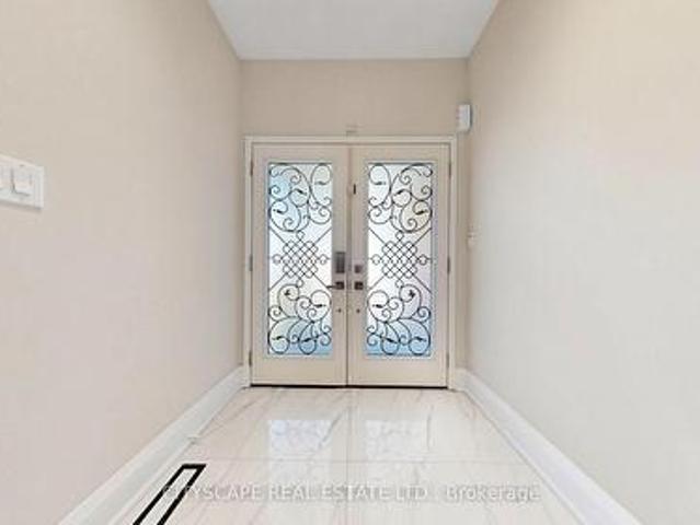 769 White Clover Way, Mississauga, ON, L5V 0C2 house for sale | Listing ID W13625 | Royal LePage