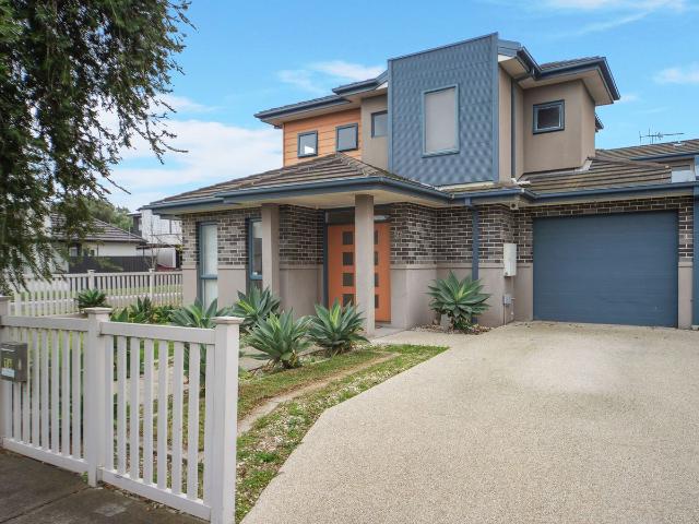 76 The Avenue, Spotswood
