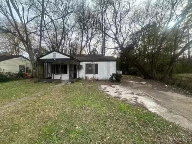 76 W CLOVER LN, MONTGOMERY, AL 36105