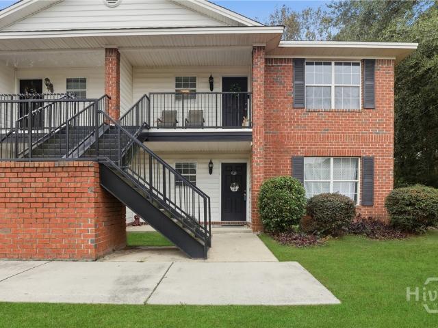 76 Al Henderson Boulevard