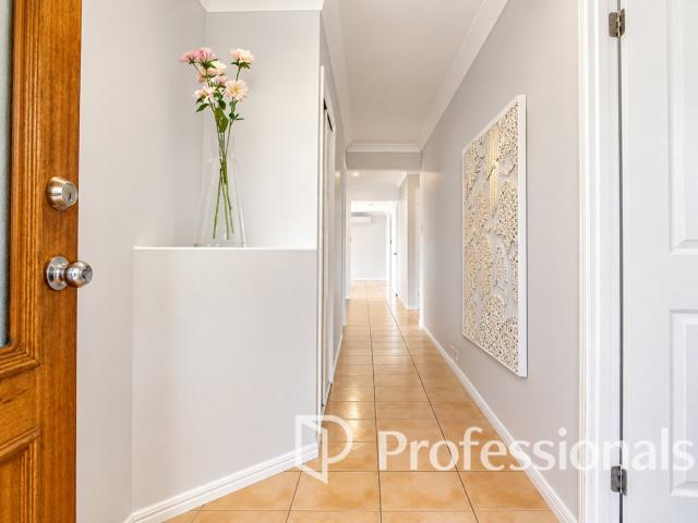 76 Anna DriveRaceview QLD 4305, Australia