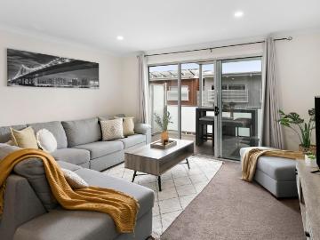 76 Arthur Blakeley Way, Coombs ACT 2611 Townhouse For Rent | Domain