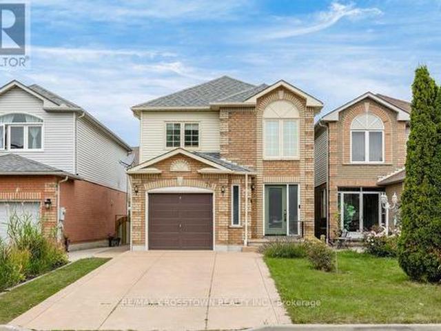 76 Breeze Drive, Bradford West Gwillimbury, ON, L3Z 3A5 house for sale | Listing ID N14034 | Royal LePage
