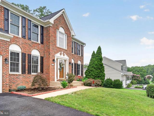 76 Cardinal Forest Drive