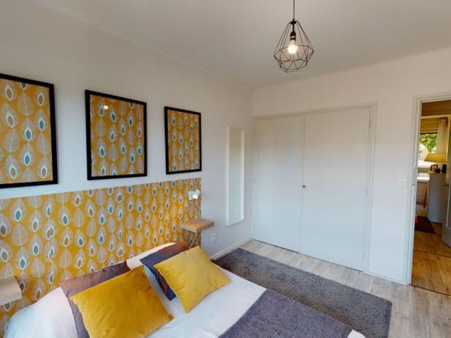 76 Charlemagne Chambre 1