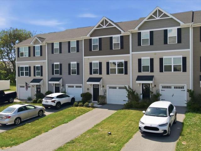 76 Chincoteague Lane