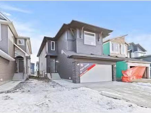 76 Corner Glen Green Ne, Calgary, AB, T3N 2P5 house for sale.