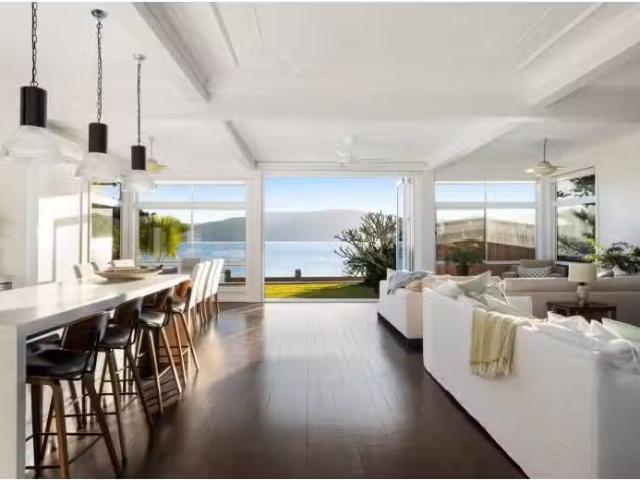 76 Iluka Road, Palm Beach House for rent Listed by Deborah We.